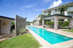 Resort Style Oasis, 2 Bedroom, 2 Bath, sleeps 6